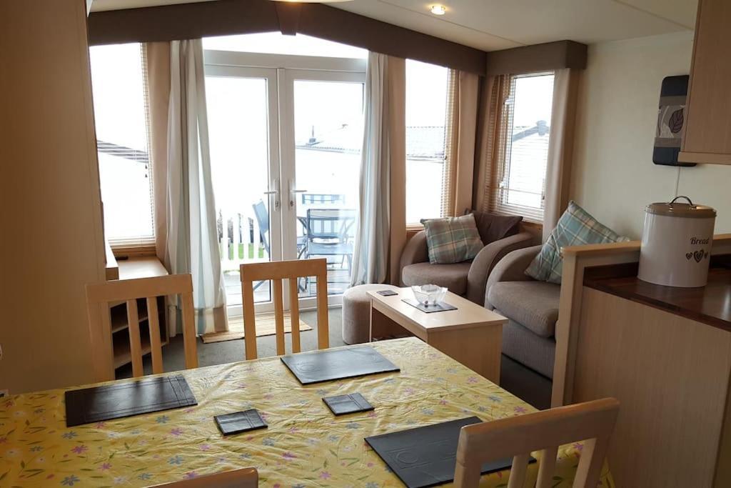 Cozy And Relaxing With Stunning Sea Views Apartment Lytchett Minster ภายนอก รูปภาพ